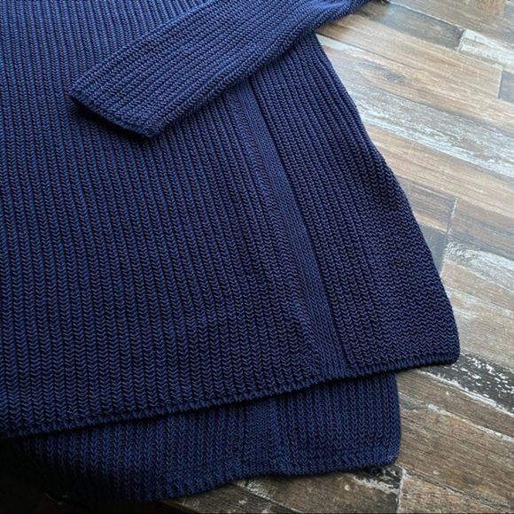 Athleta Highline Navy V-Neck Sweater Tunic - Picture 6 of 10